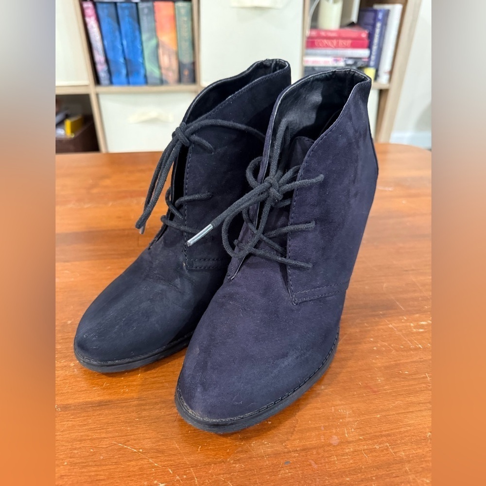 Dolce Black Ankle Boots​​​​ - Picture 2 of 6